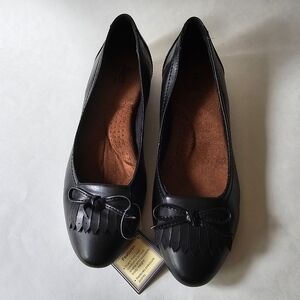NWT Bass Heritage Collection Kayden Cushion Step Ballet Flats, Size 7 Black